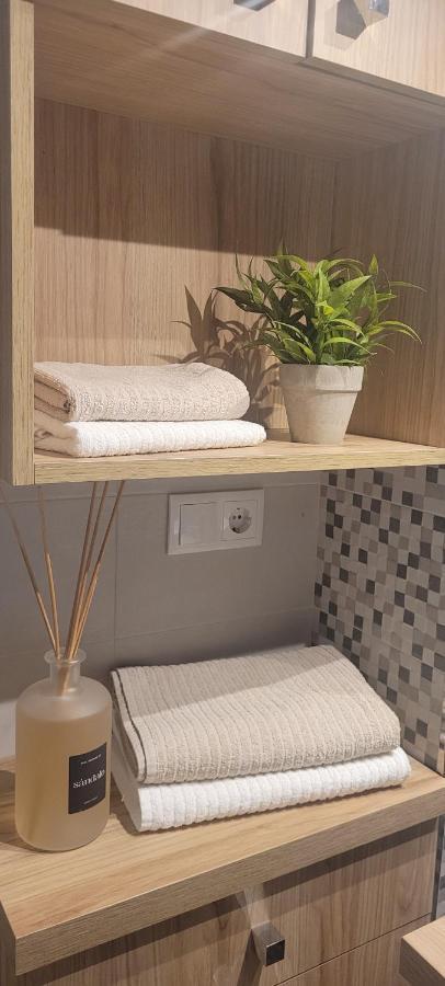 Apartamento Con Balcon En Casco Antiguo De Cuenca Cuenca  Esterno foto