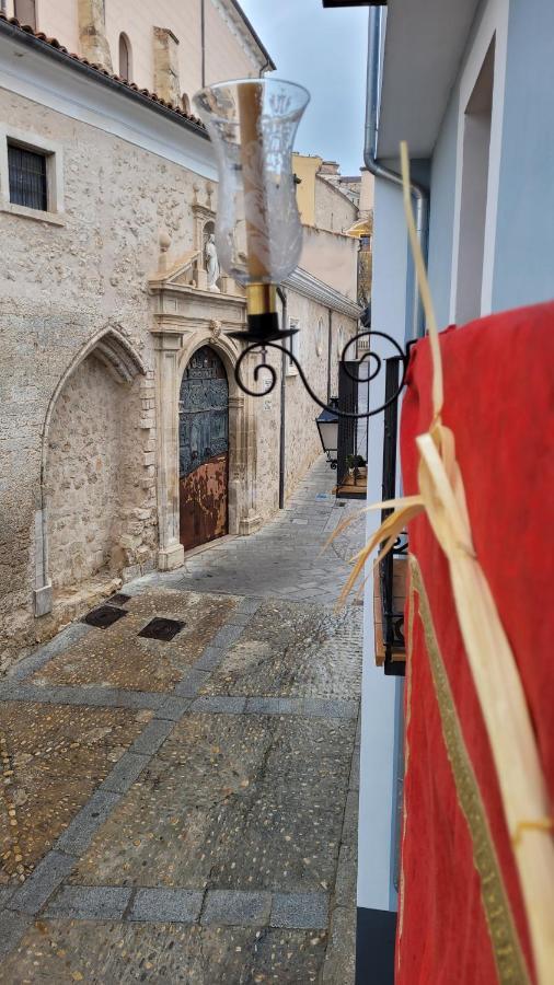 Apartamento Con Balcon En Casco Antiguo De Cuenca Cuenca  Esterno foto